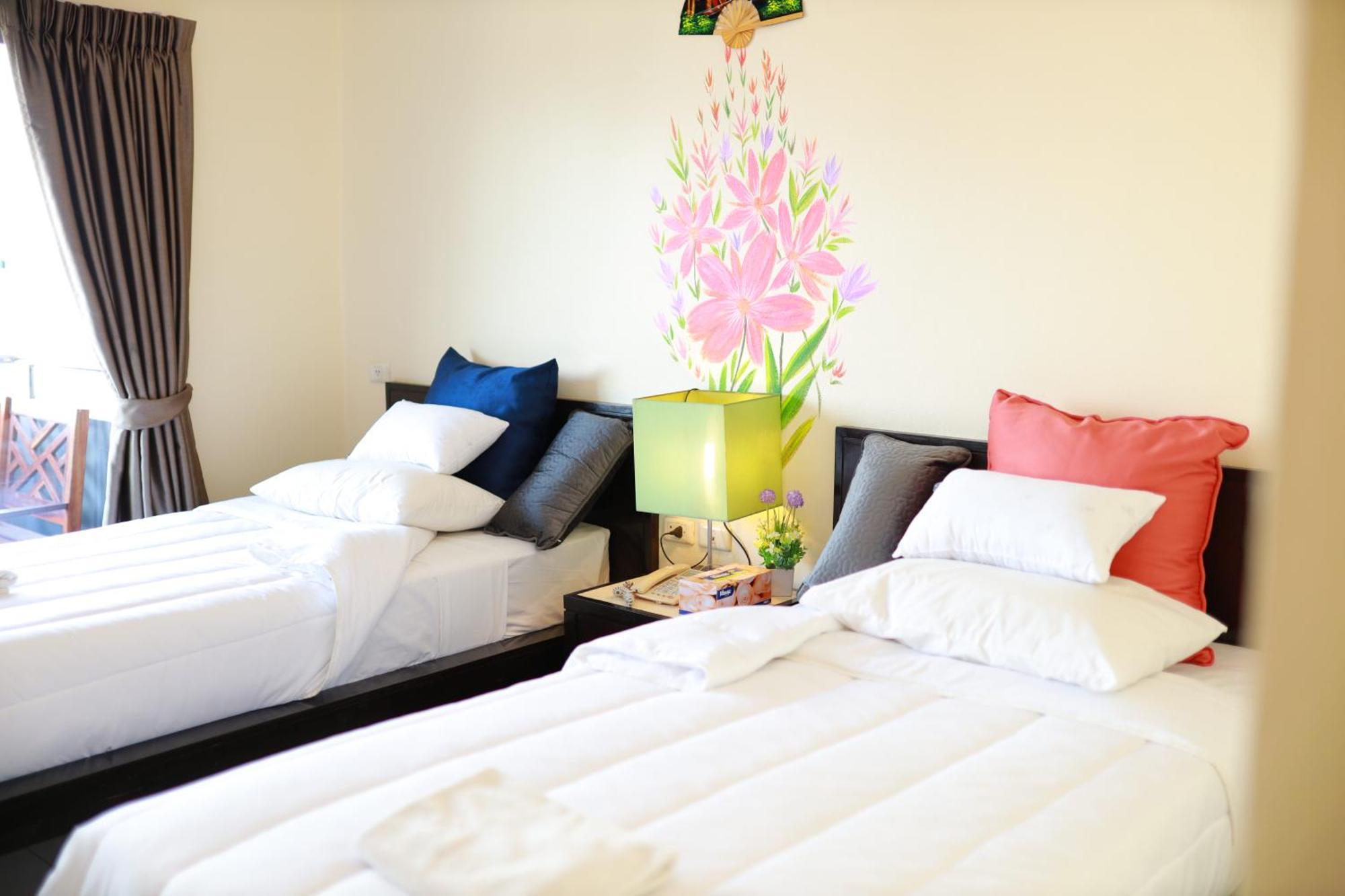 Tycoon Place Garden Pattaya Bagian luar foto