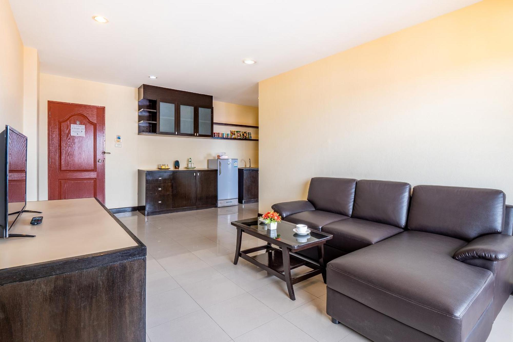 Tycoon Place Garden Pattaya Bagian luar foto